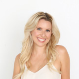 Headshot of Tucson Reiki practitioner Alison Papazois